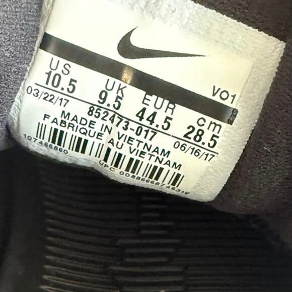 Nike Kobe Mamba Instinct Grey/ Dynamic yellow Men Sneakers - SZ 10.5